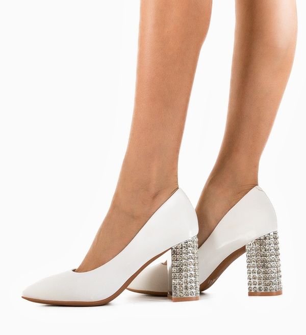 Carolie Обувки Vodal Бели