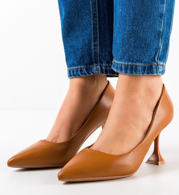 Angel Blue Обувки Wiktor Камел