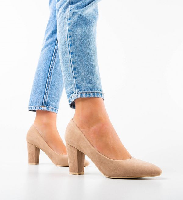 Udobni Обувки Yaba Бежов