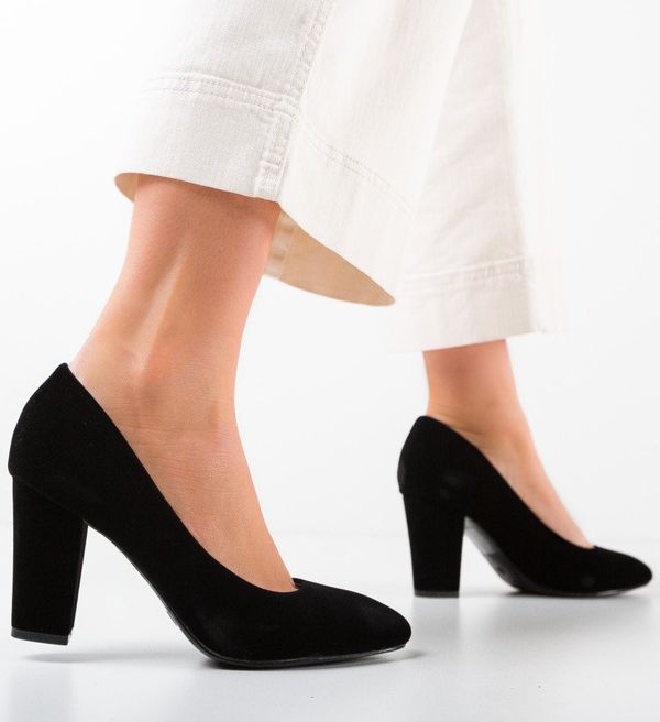 Hebe Обувки Yaba Черни