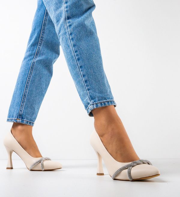 Wow Shoes Обувки Yajo 2 Бежов