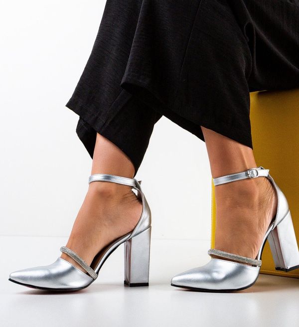 Exist Shoes Обувки Yanaba Сребърни