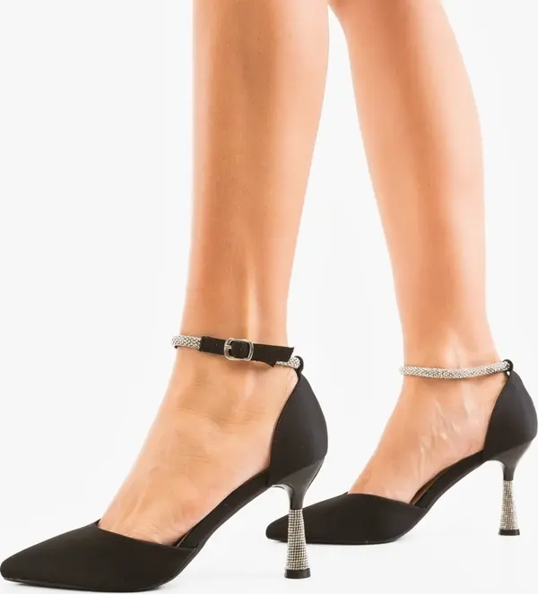 Tony Обувки Ydeu Черни