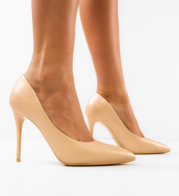 Udobni Обувки Zachery Бежов