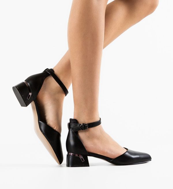 SFINX(LULU) Обувки Zahra Черни