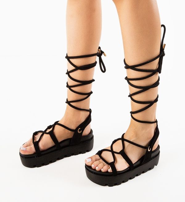 Wow Shoes Платформи Nicoru Черни