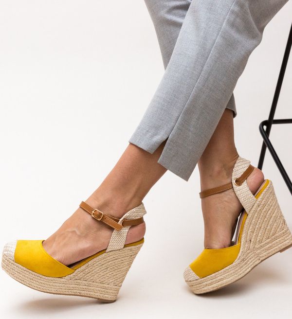 Exist Shoes Платформи Ritmo Жълти