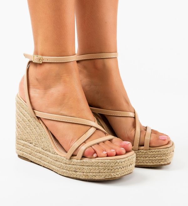 Ali Сандали Avani Бежов