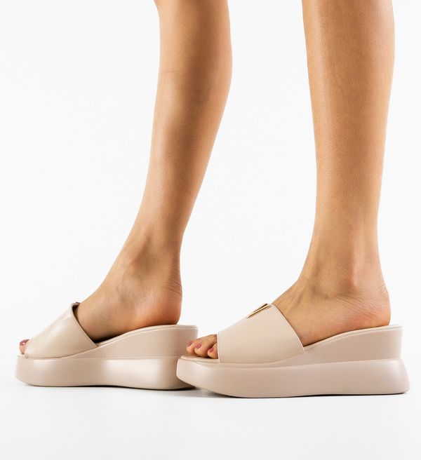 Mei Сандали Bieltan Бежов