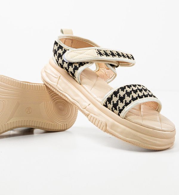 Zoha Сандали Branca Бежов