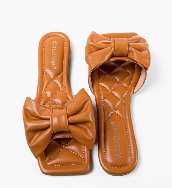 Ali Сандали Brigitte Камел