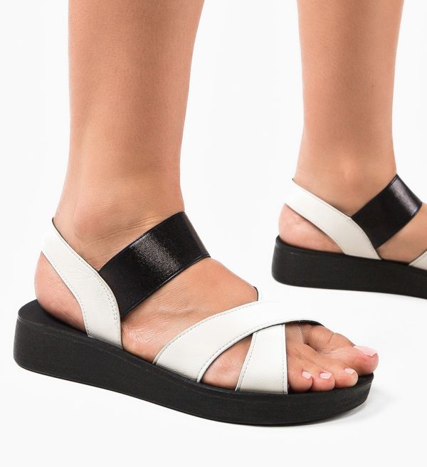 Zoha Сандали Brina Бежов