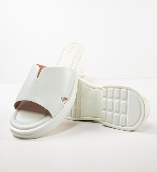 Udobni Сандали Cali Бели