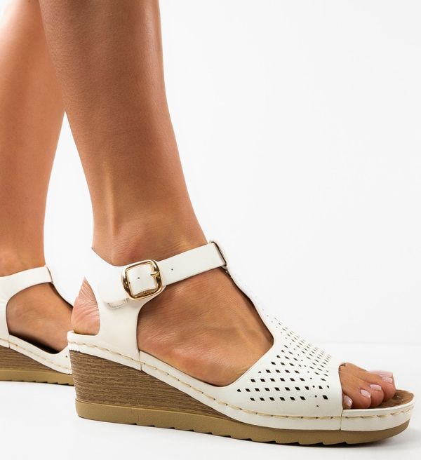 Botinelli Сандали Carolus Бели