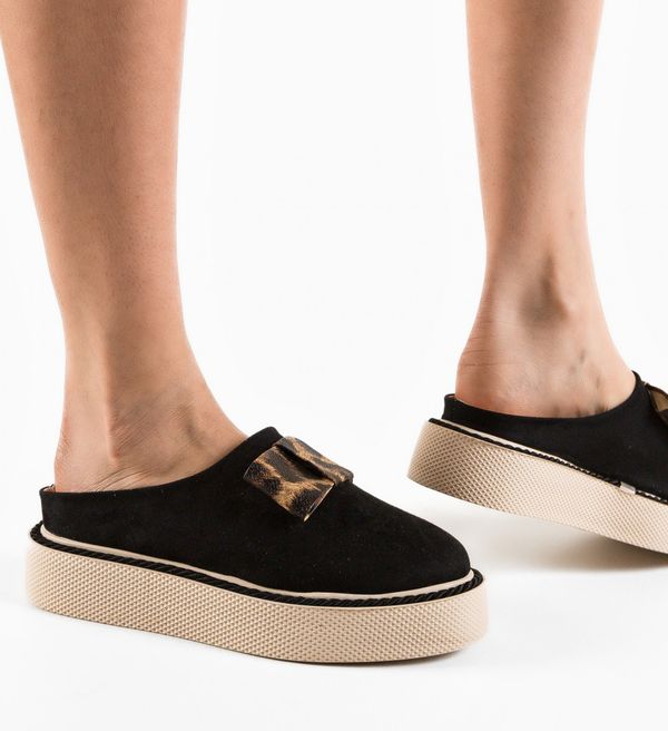 Wow Shoes Сандали Castrol Черни