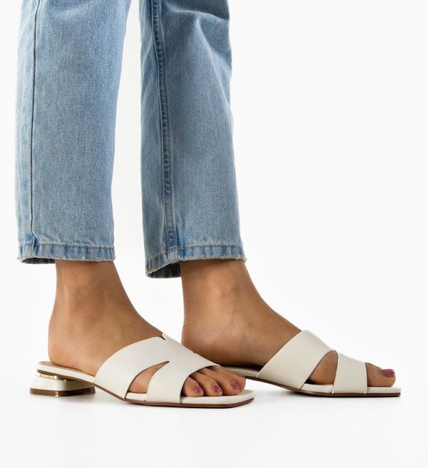 Botinelli Сандали Chandra Бели