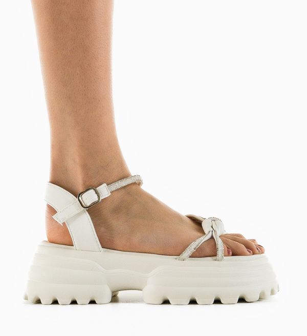 Mei Сандали Chariz Бели