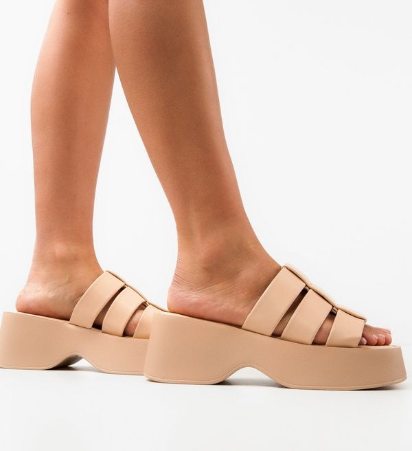 Botinelli Сандали Consuelo Бежов