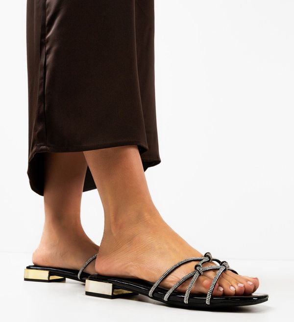 Botinelli Сандали Dia Черни