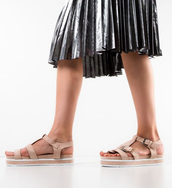 Mei Сандали Emilia Бежов