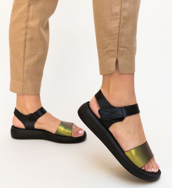 Zoha Сандали Emyr Златни