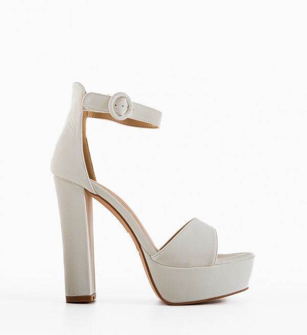 Mei Сандали Fidelio Бели