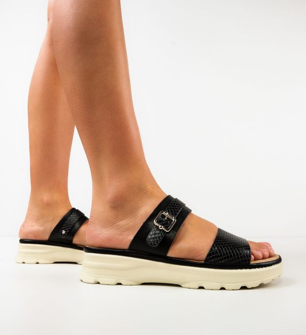 QING Сандали Flavas Черни