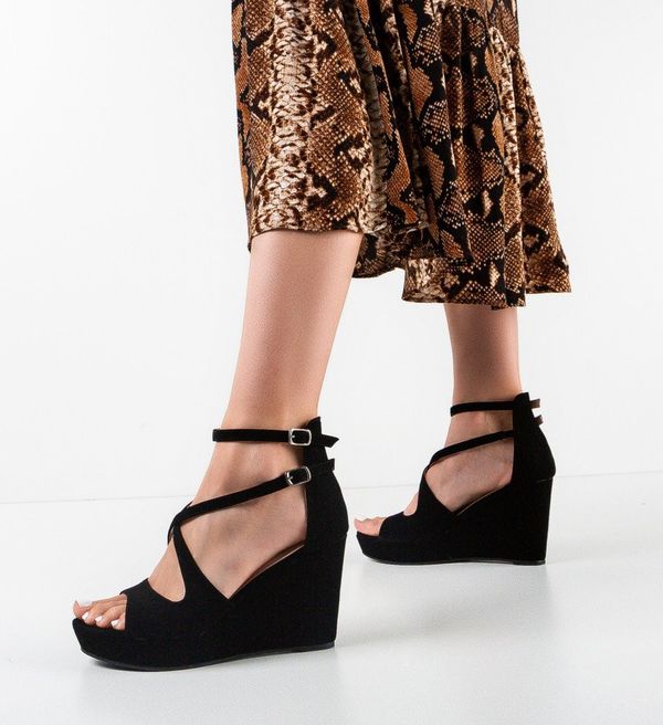 Carolie Сандали Gerony Черни