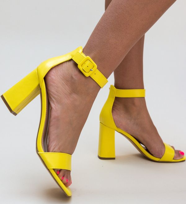 Botinelli Сандали Gingero Жълти