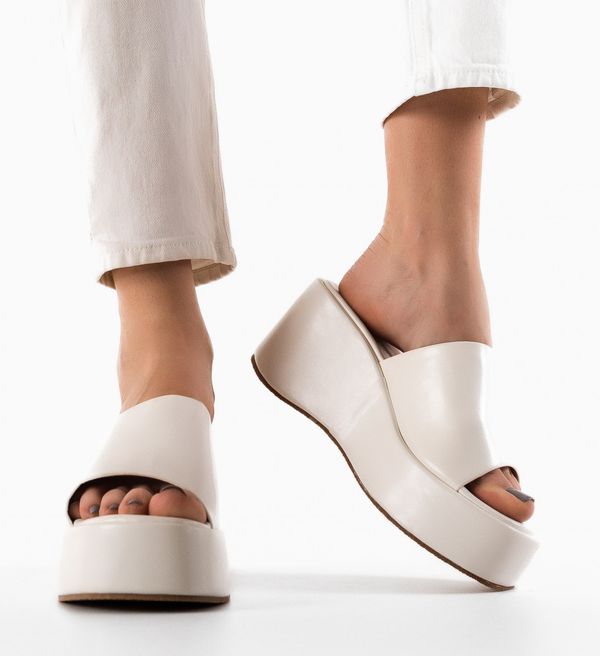 Botinelli Сандали Haras Бели