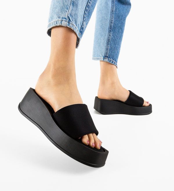 Mei Сандали Hipatia Черни