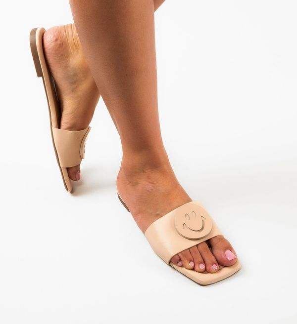 QING Сандали Indigo Бежов