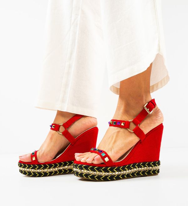 Wow Shoes Сандали Jakanza Червени