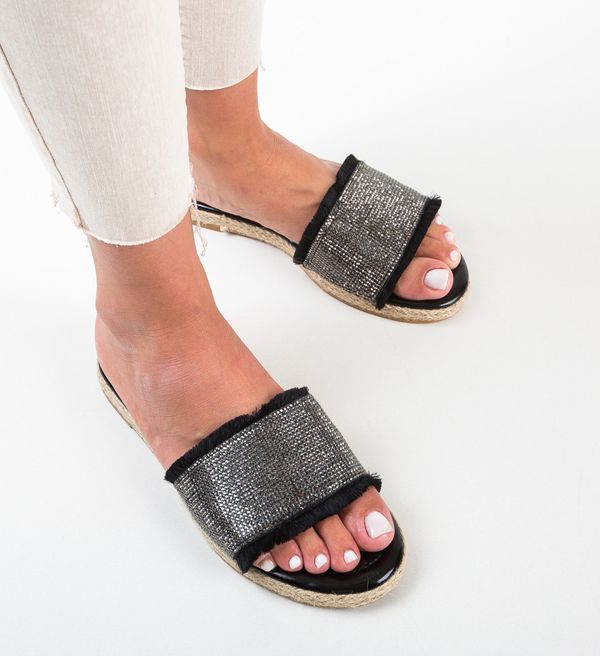 Ali Сандали Kade Черни