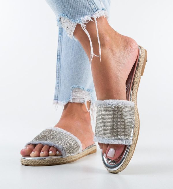 Ali Сандали Kade Сребърни