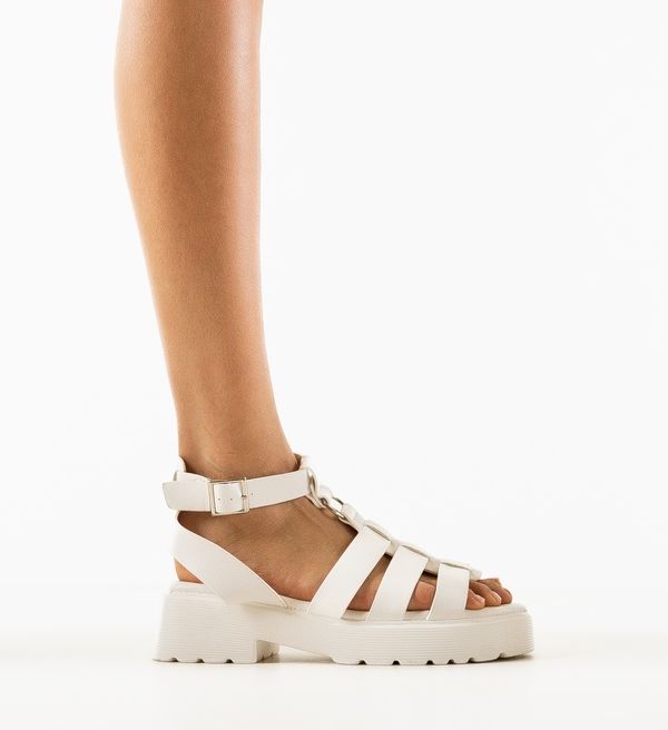 Mei Сандали Karrus Бели