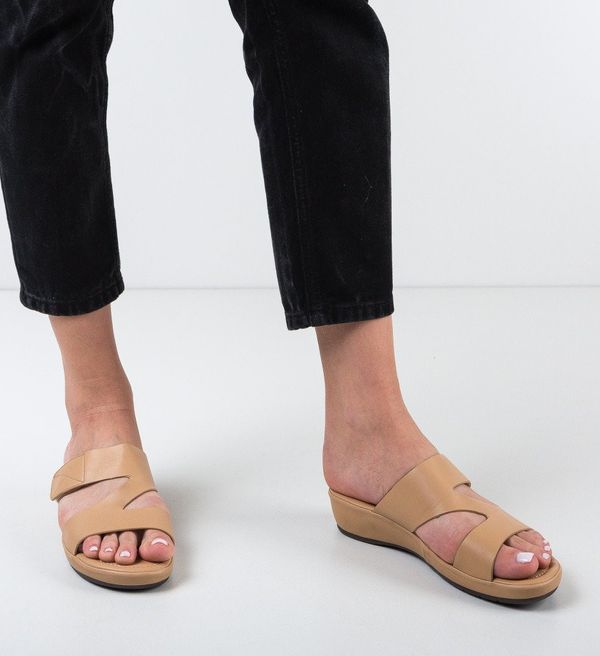 Mei Сандали Livia Бежов