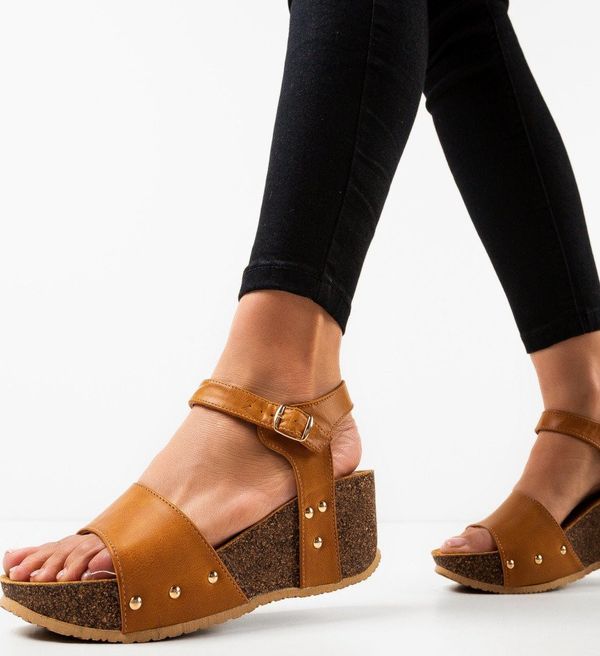 Botinelli Сандали Macie Камел