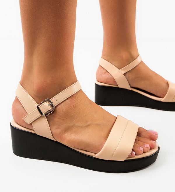 Udobni Сандали Meeko Бежов