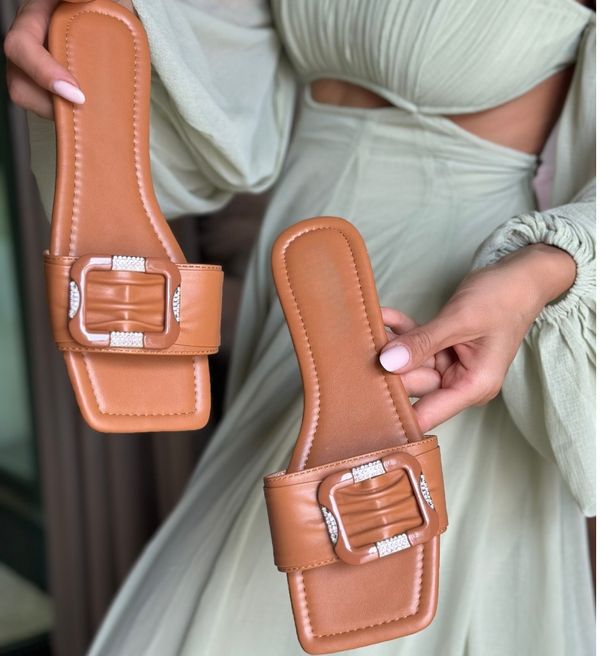 Ali Сандали Mikkel Камел