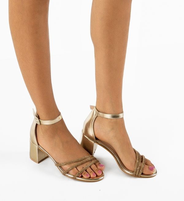 Ali Сандали на ток Abbi Златни