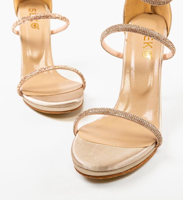 Wow Shoes Сандали на ток Adykam Бежов