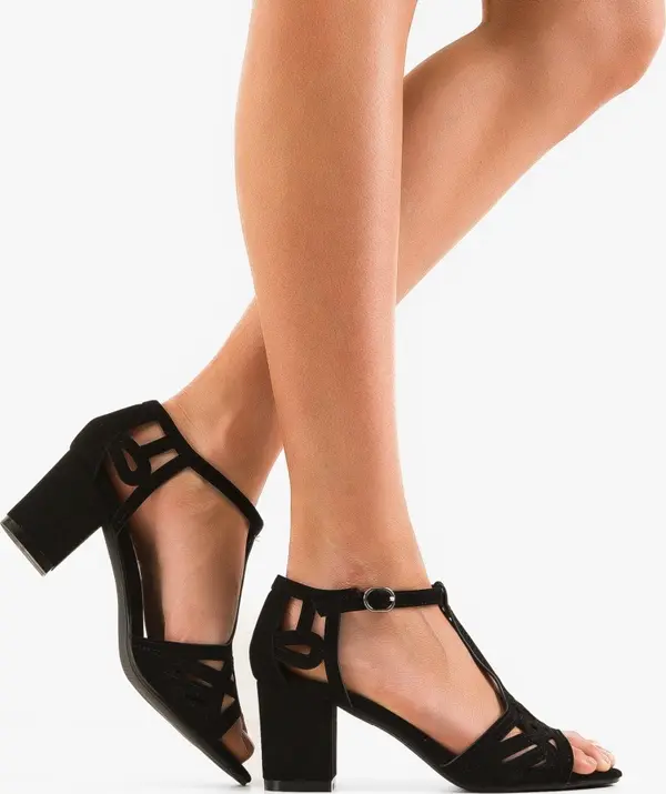 Mei Сандали на ток Akja Черни