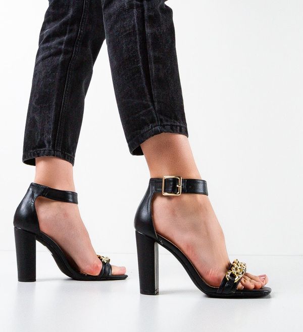 Botinelli Сандали на ток Amy Черни