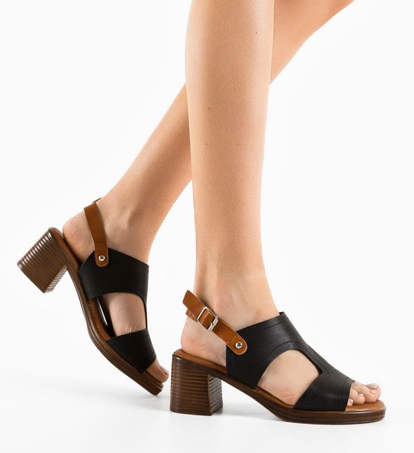 Botinelli Сандали на ток Ashton Черни