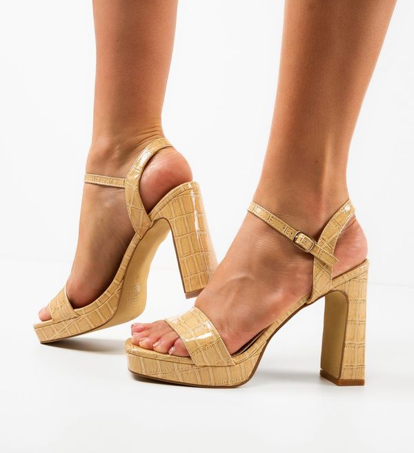 Botinelli Сандали на ток Ayafy Бежов