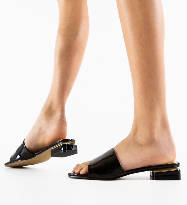 Botinelli Сандали на ток Badulf Черни