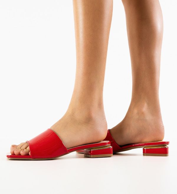 Botinelli Сандали на ток Badulf Червени