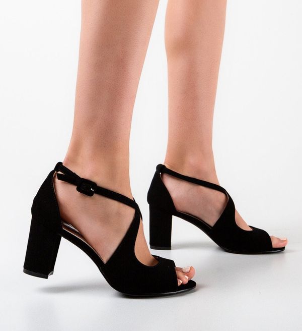 Mei Сандали на ток Bamonos Черни