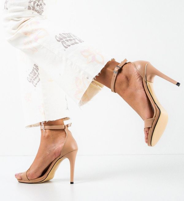 Wow Shoes Сандали на ток Bampir Бежов